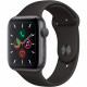 Умные часы Apple Watch Series 5 GPS, 44 мм, корпус из алюминия цвет "Серый космос", спортивный ремешок цвет Черный (MWVF2RU/A)